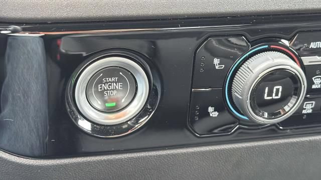 Certified 2023 Chevrolet Silverado 1500 LT AWD/4WD image 18