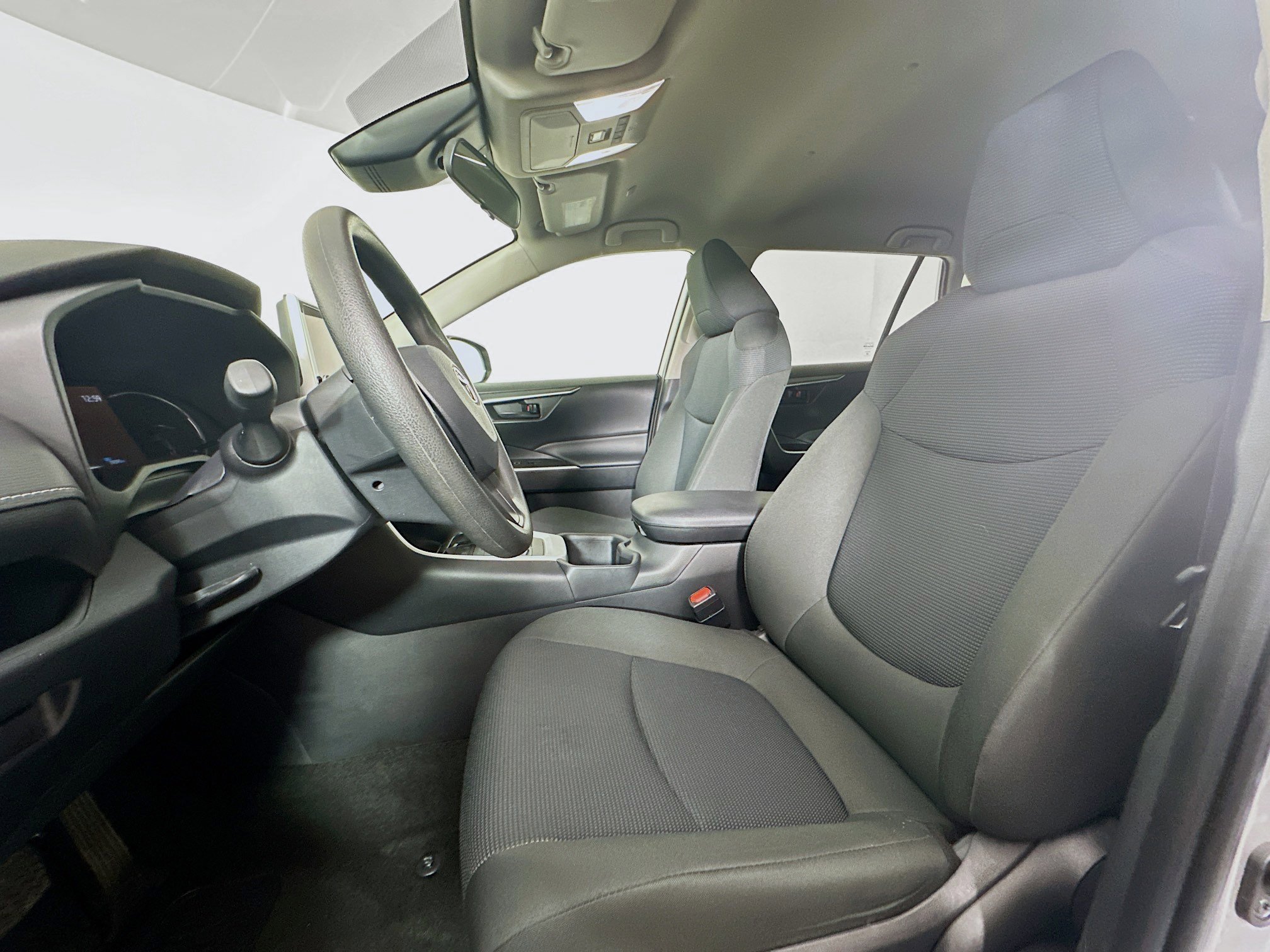 Used 2024 Toyota RAV4 LE image 13