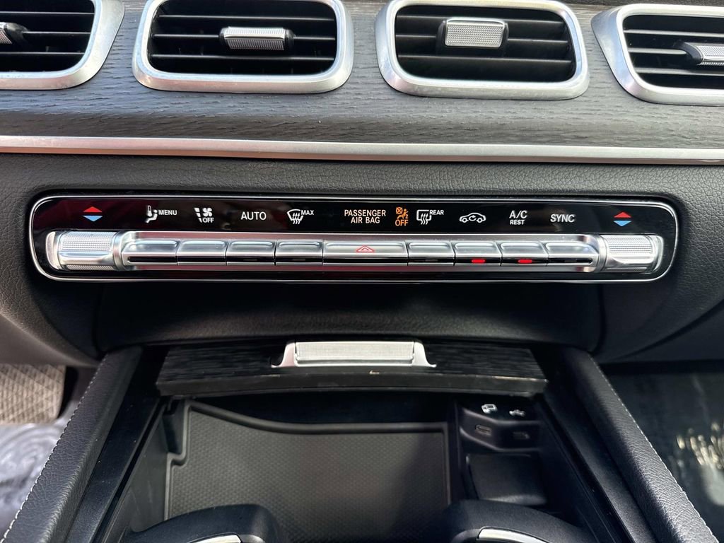 Used 2022 Mercedes-Benz GLE 350 4MATIC image 32