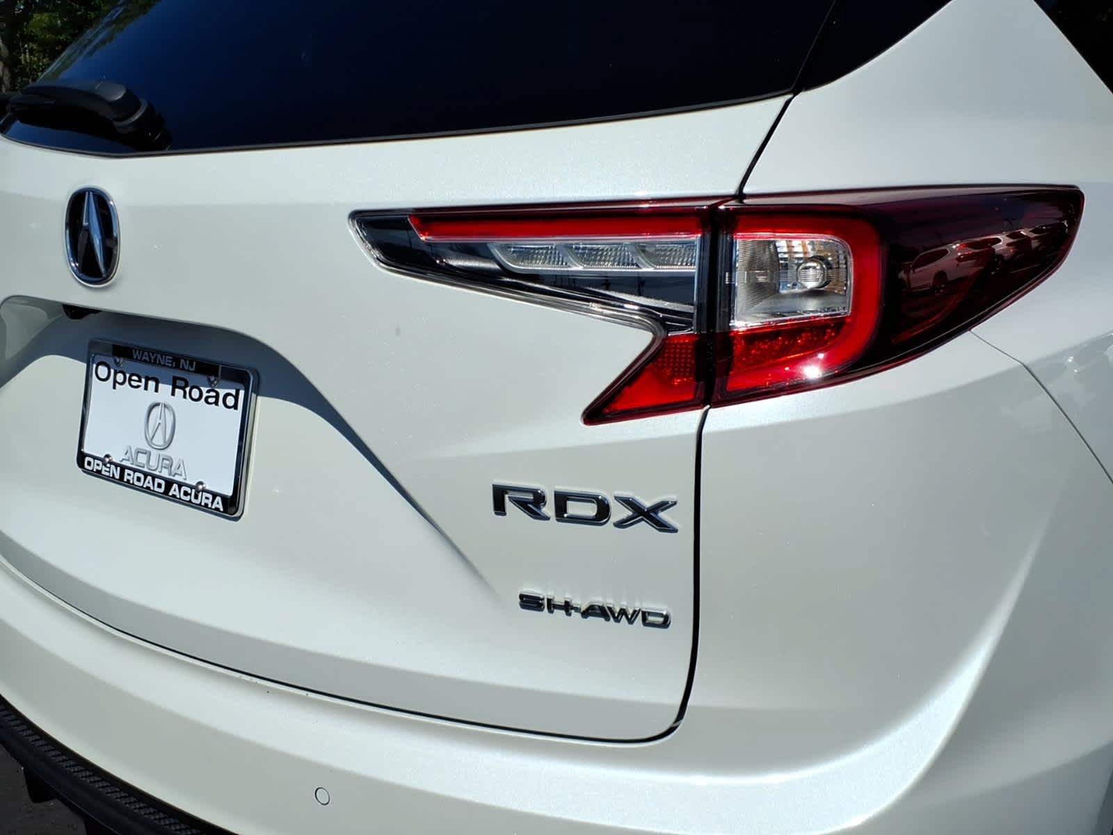 Certified 2024 Acura RDX w/ Advance Package AWD/4WD image 23