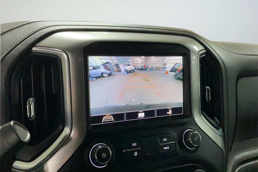 Used 2020 Chevrolet Silverado 1500 LT Trail Boss AWD/4WD image 17
