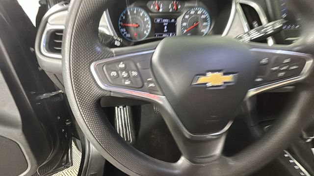 Used 2022 Chevrolet Equinox LS FWD image 16