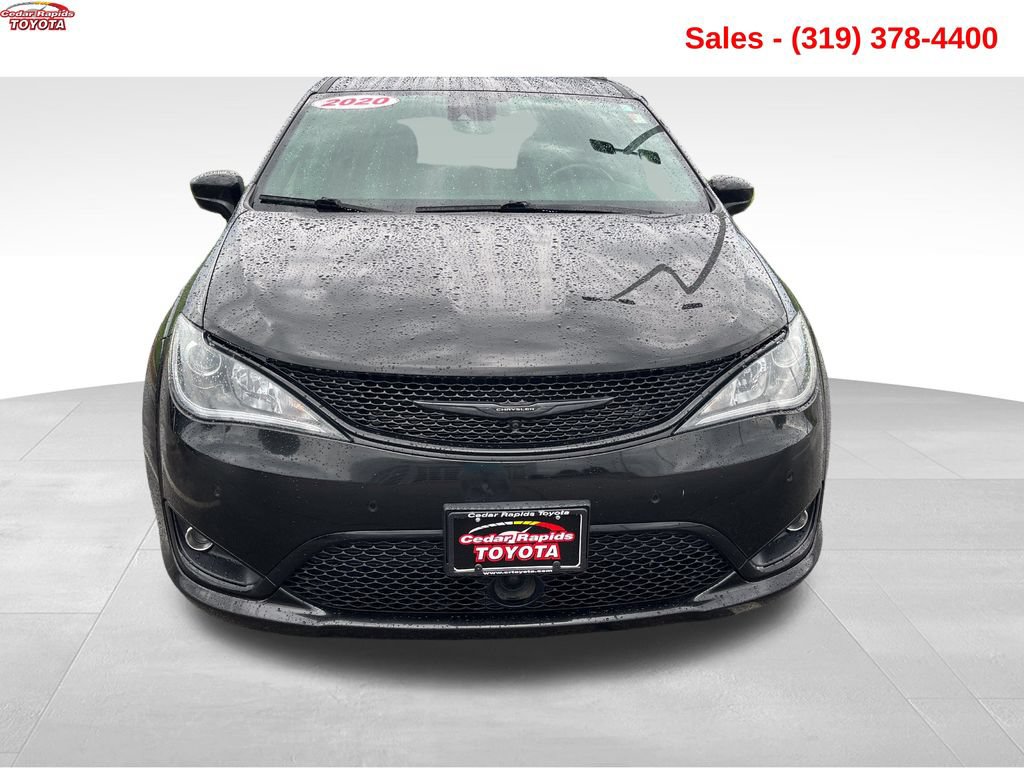 Used 2020 Chrysler Pacifica Touring-L w/ Advanced Safetytec Group FWD image 12