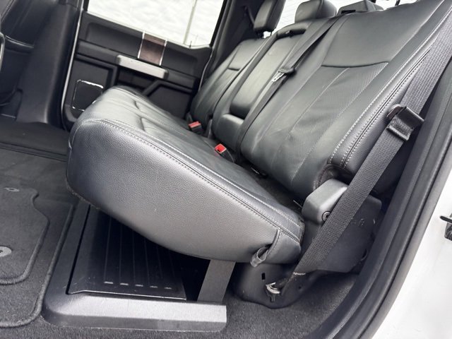 Used 2022 Ford F350 Lariat w/ Chrome Package image 10