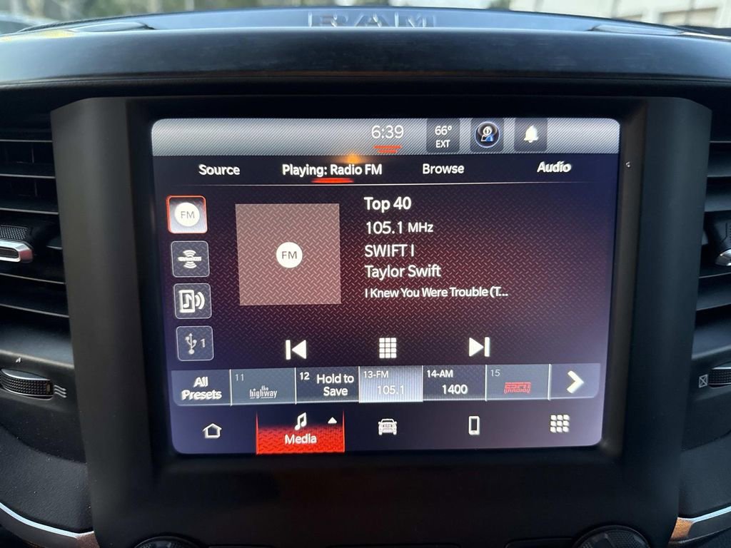 Used 2024 RAM 2500 Big Horn w/ Bed Utility Group image 32