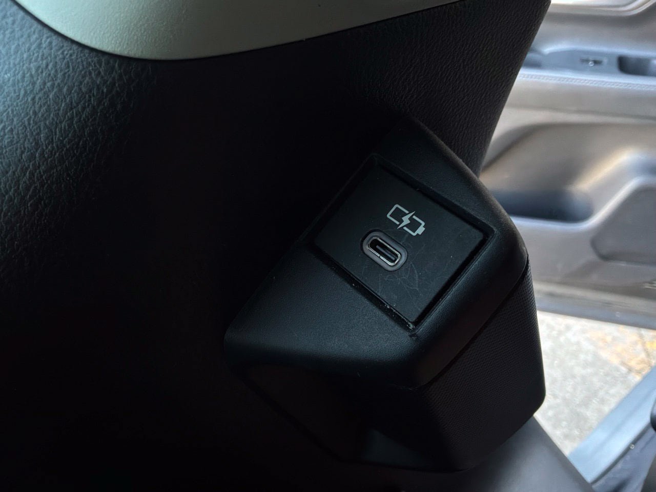 Used 2024 Toyota Grand Highlander AWD image 16