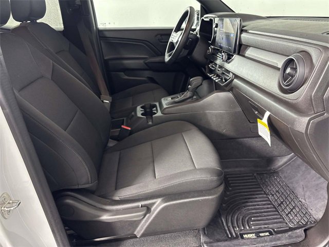 Used 2023 Chevrolet Colorado W/T image 8