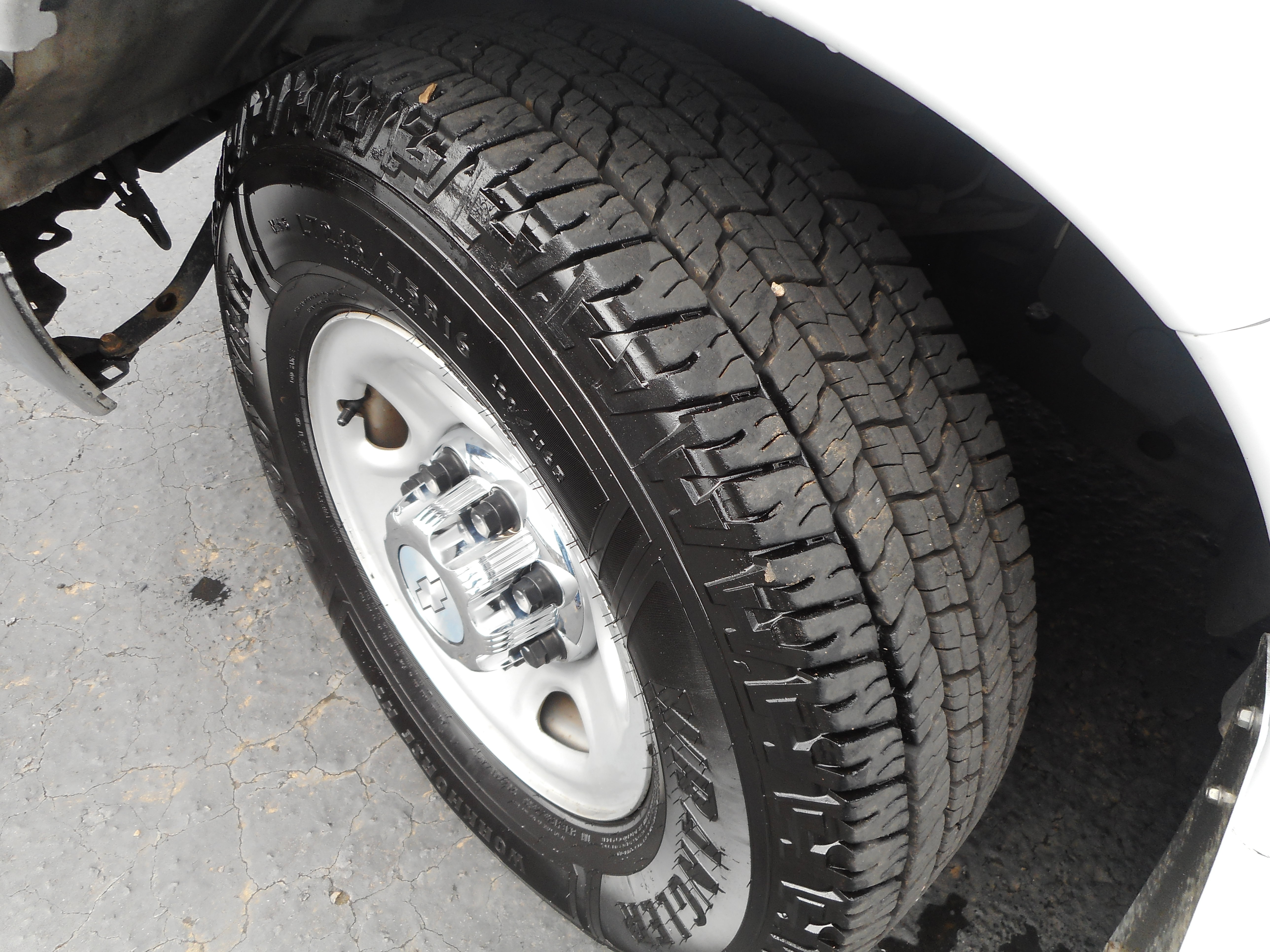 Used 2016 Chevrolet Express 3500 LT w/ LT Preferred Equipment Group RWD image 11