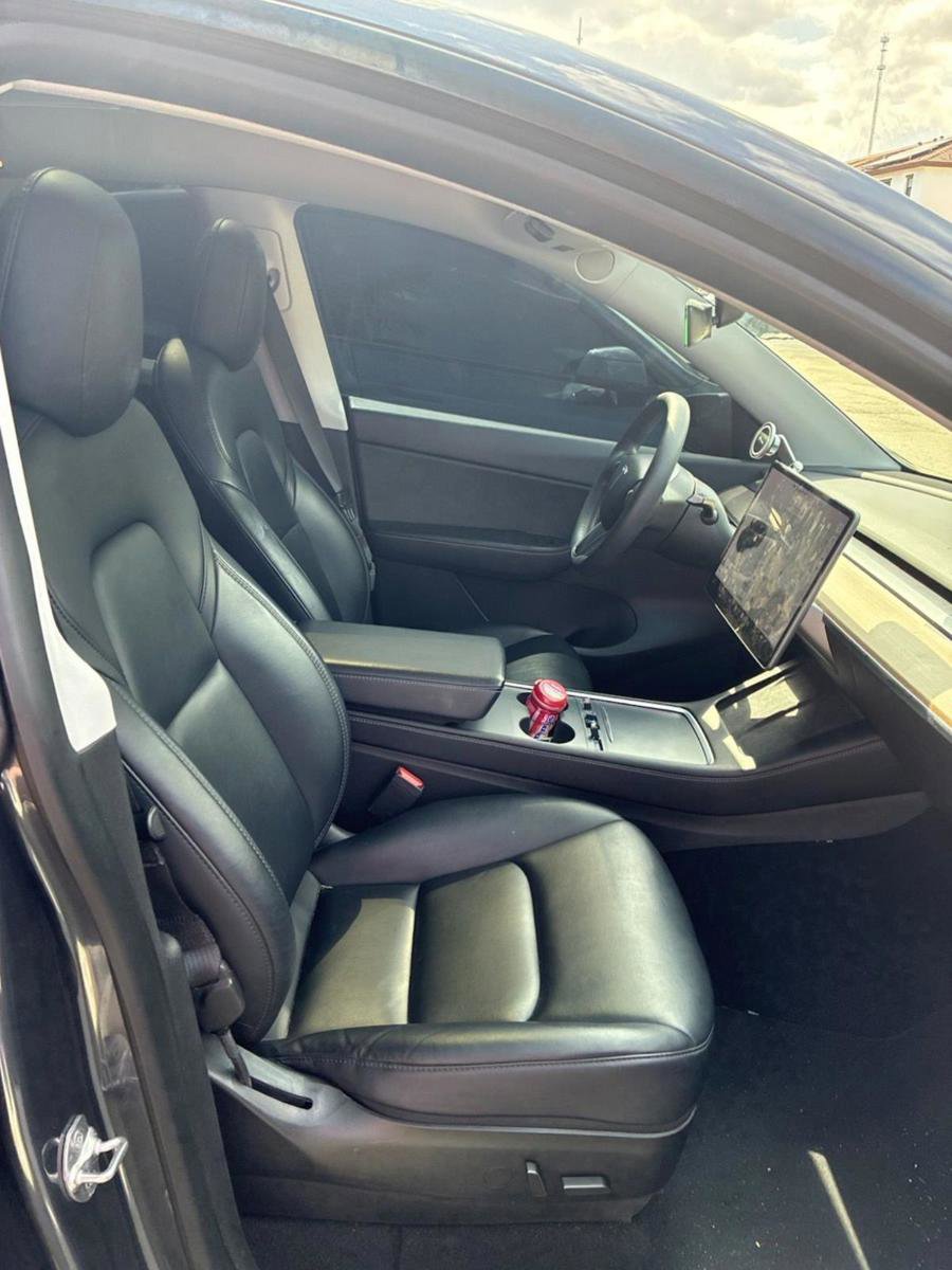 Used 2021 Tesla Model Y Performance AWD/4WD image 2