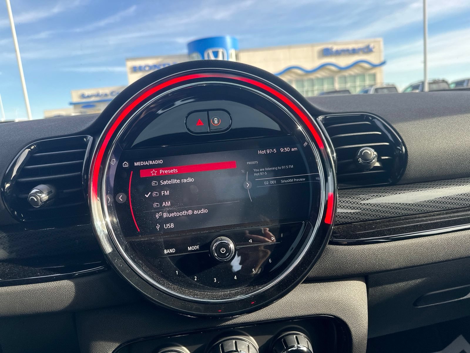Used 2023 MINI Cooper Clubman S w/ Premium Package FWD image 62
