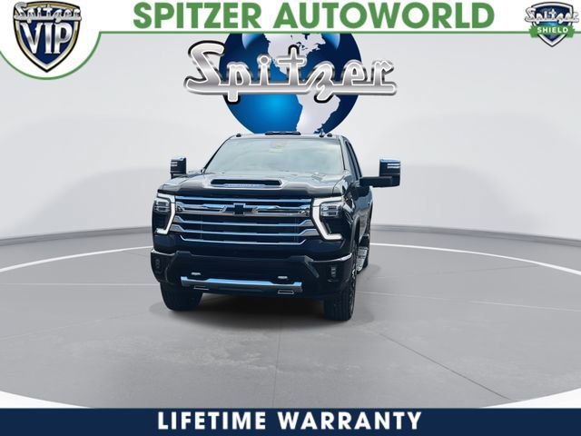 New 2026 Chevrolet Silverado 2500 High Country w/ Technology Package AWD/4WD image 3