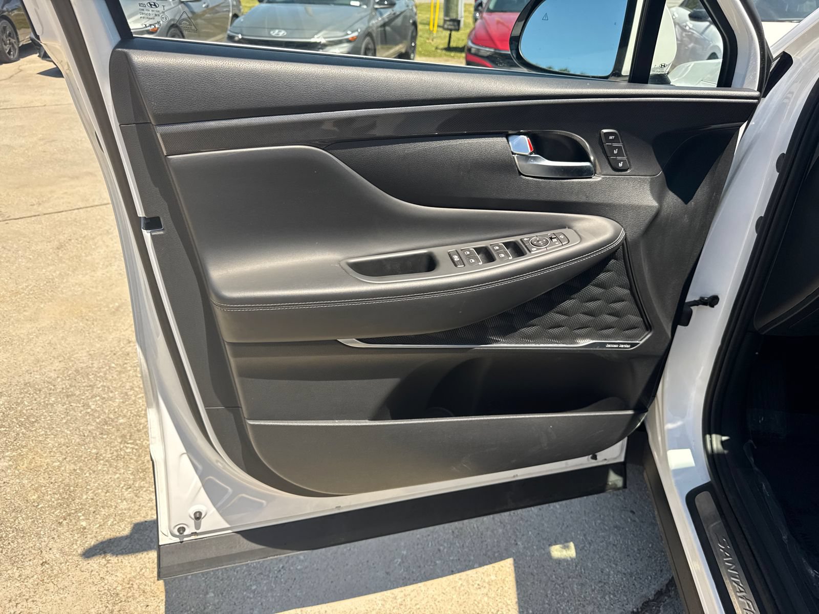 Used 2022 Hyundai Santa Fe Limited w/ Cargo Package AWD/4WD image 10