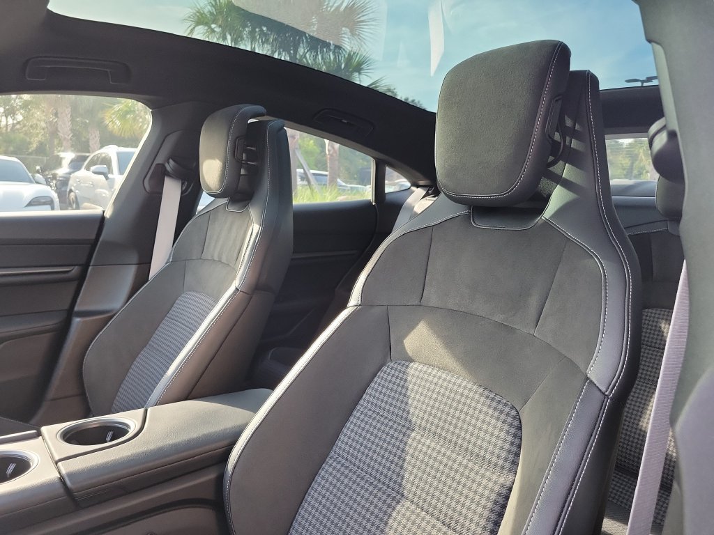 Certified 2025 Porsche Taycan 4S AWD/4WD image 5