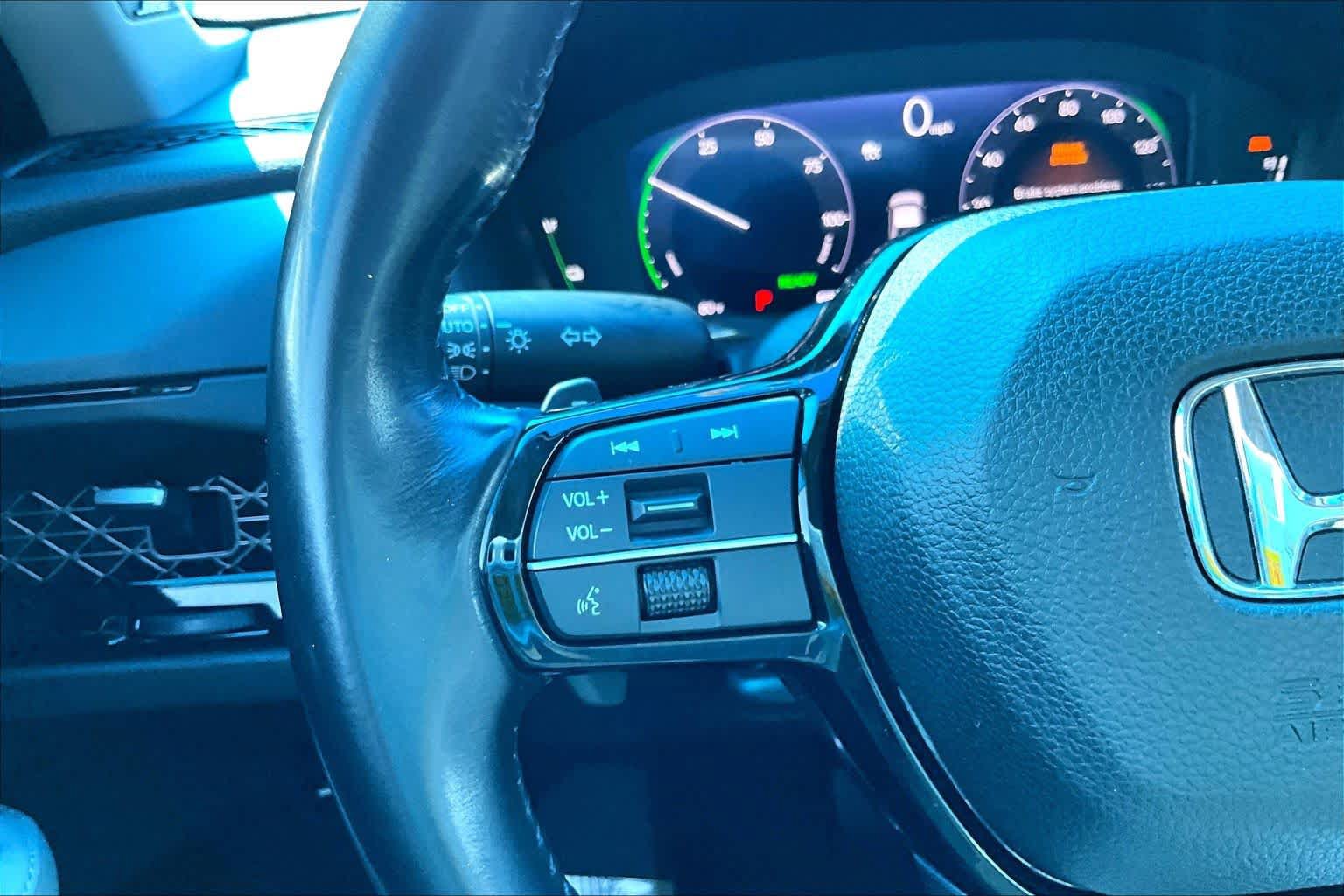 Used 2023 Honda Accord Touring image 24