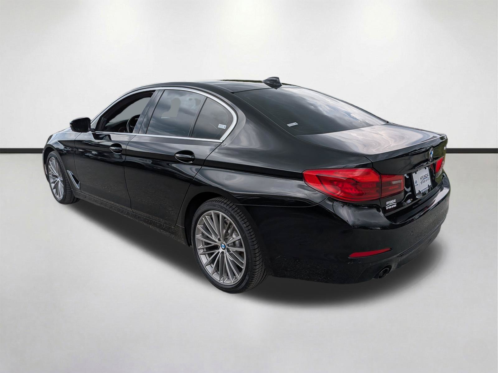Used 2020 BMW 530i w/ Convenience Package RWD image 6
