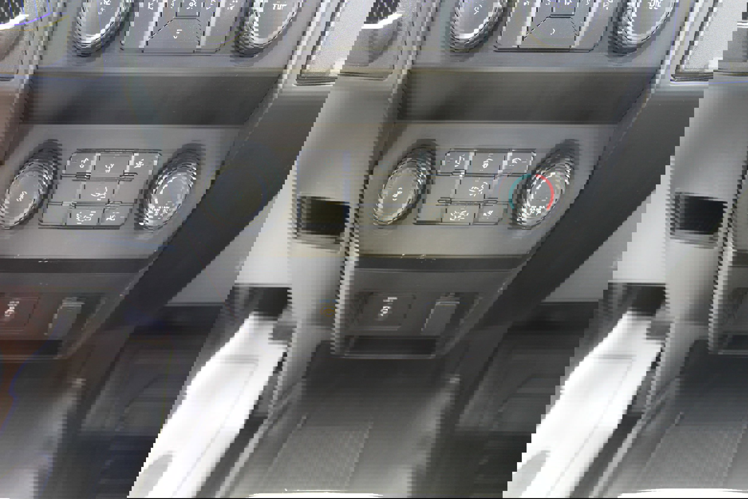 Used 2015 Ford F150 XL image 10