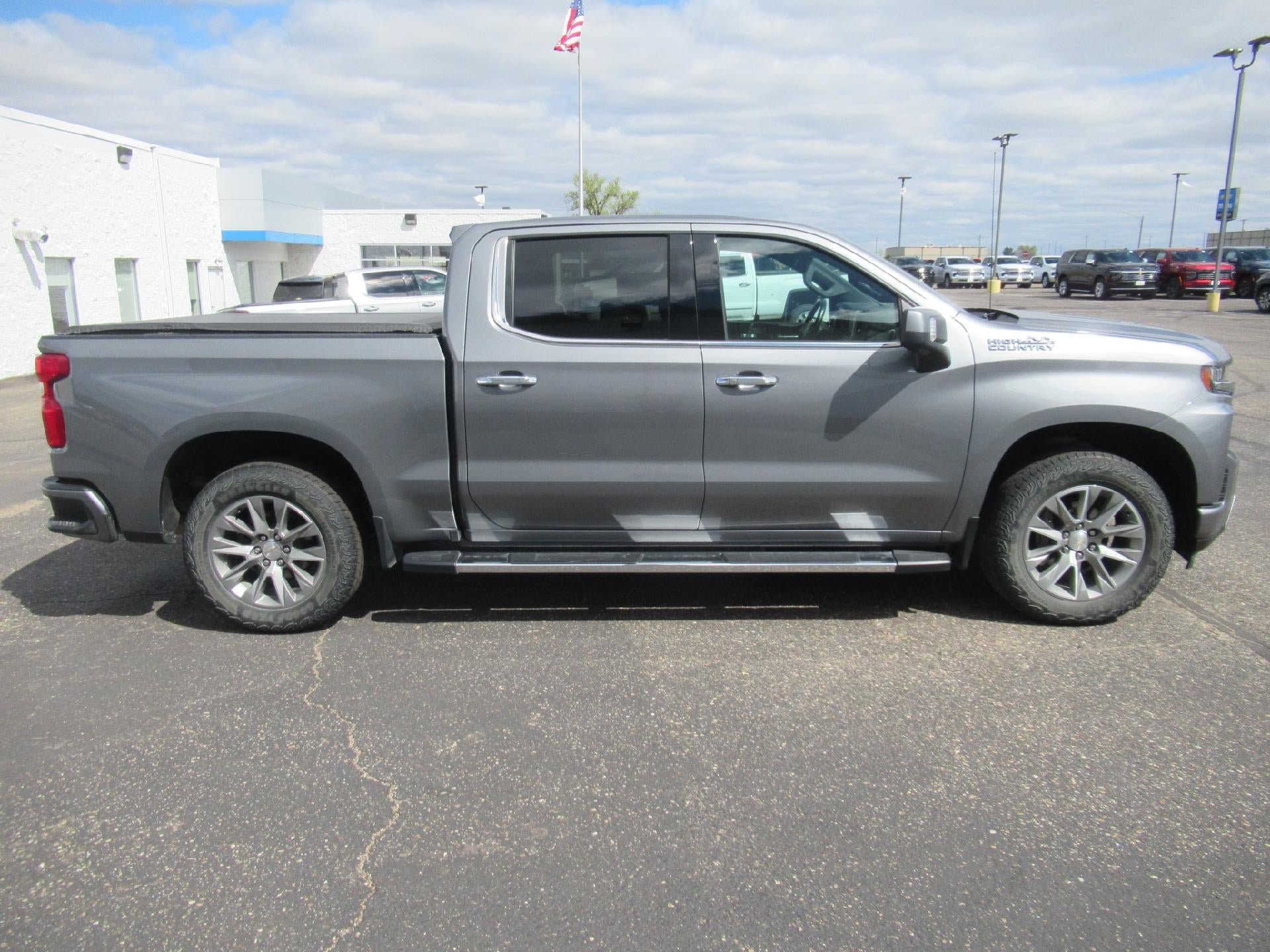 Certified 2022 Chevrolet Silverado 1500 High Country w/ Safety Package II AWD/4WD image 4