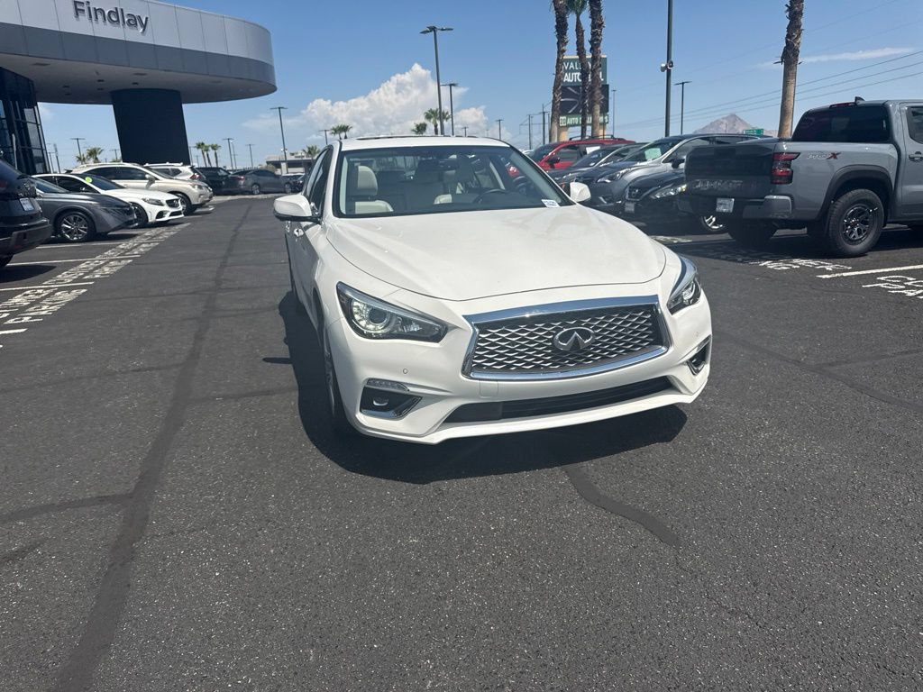 Used 2024 INFINITI Q50 Luxe RWD image 3