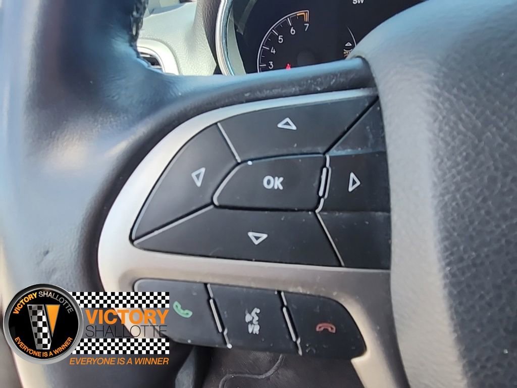 Certified 2022 Jeep Grand Cherokee Laredo X image 12