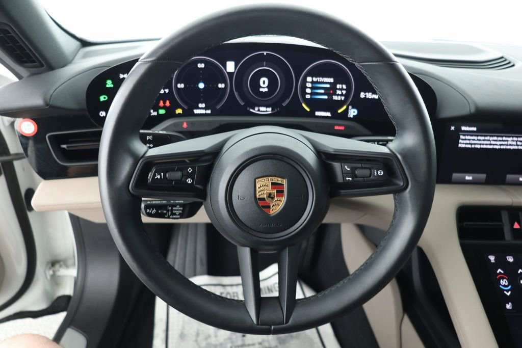 Used 2022 Porsche Taycan 4S image 12