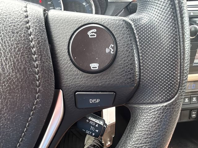 Used 2014 Toyota Corolla LE FWD image 17