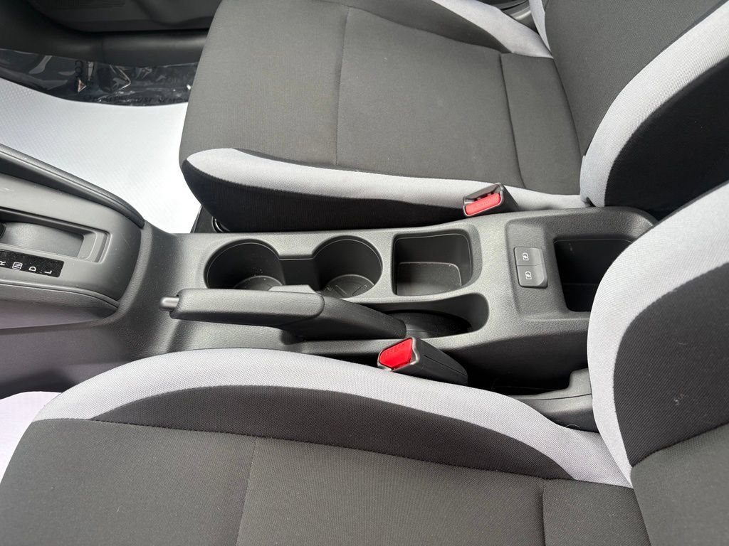 Used 2025 Nissan Versa S w/ Trunk Package FWD image 23