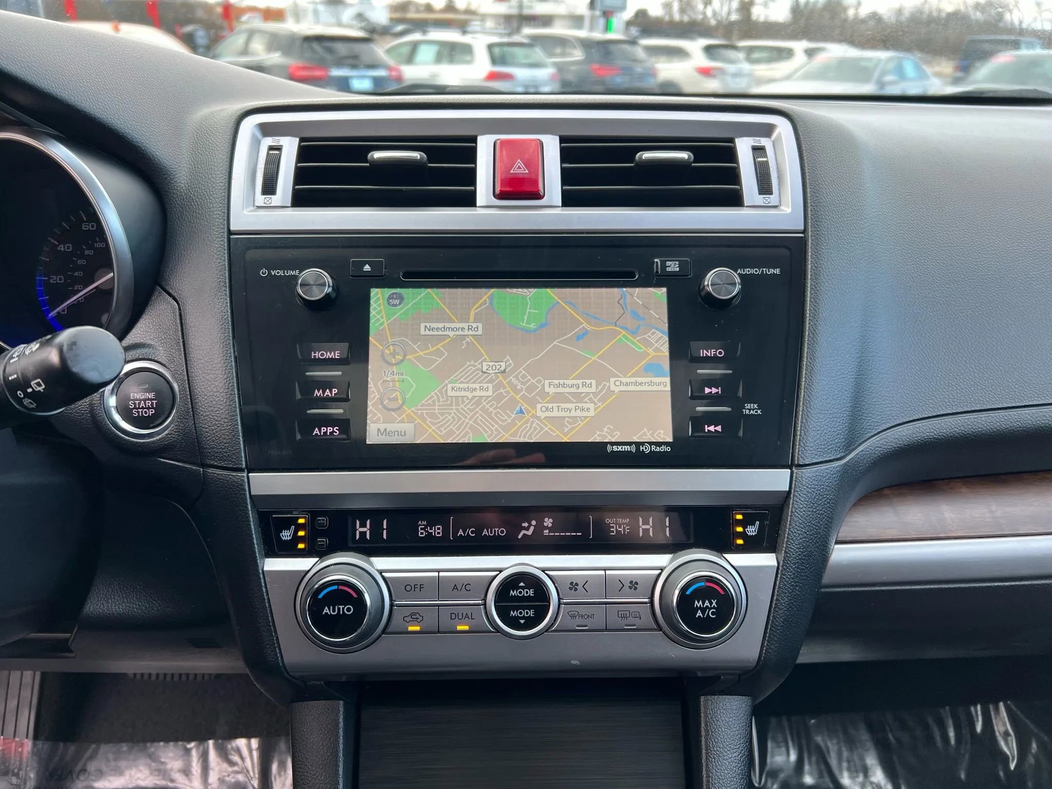 Used 2015 Subaru Outback 2.5i Limited image 13