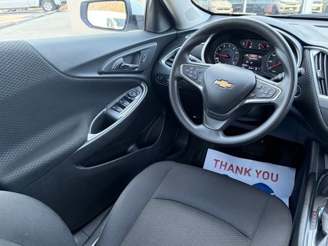 Used 2025 Chevrolet Malibu LT image 29