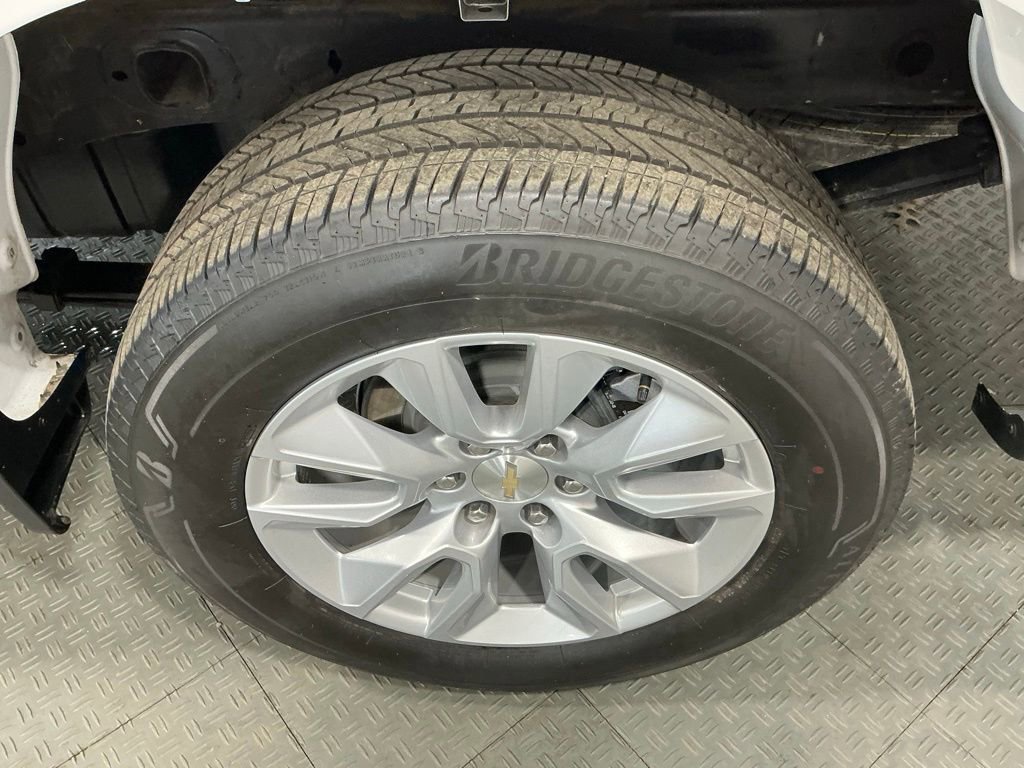 Used 2023 Chevrolet Silverado 1500 Custom image 35