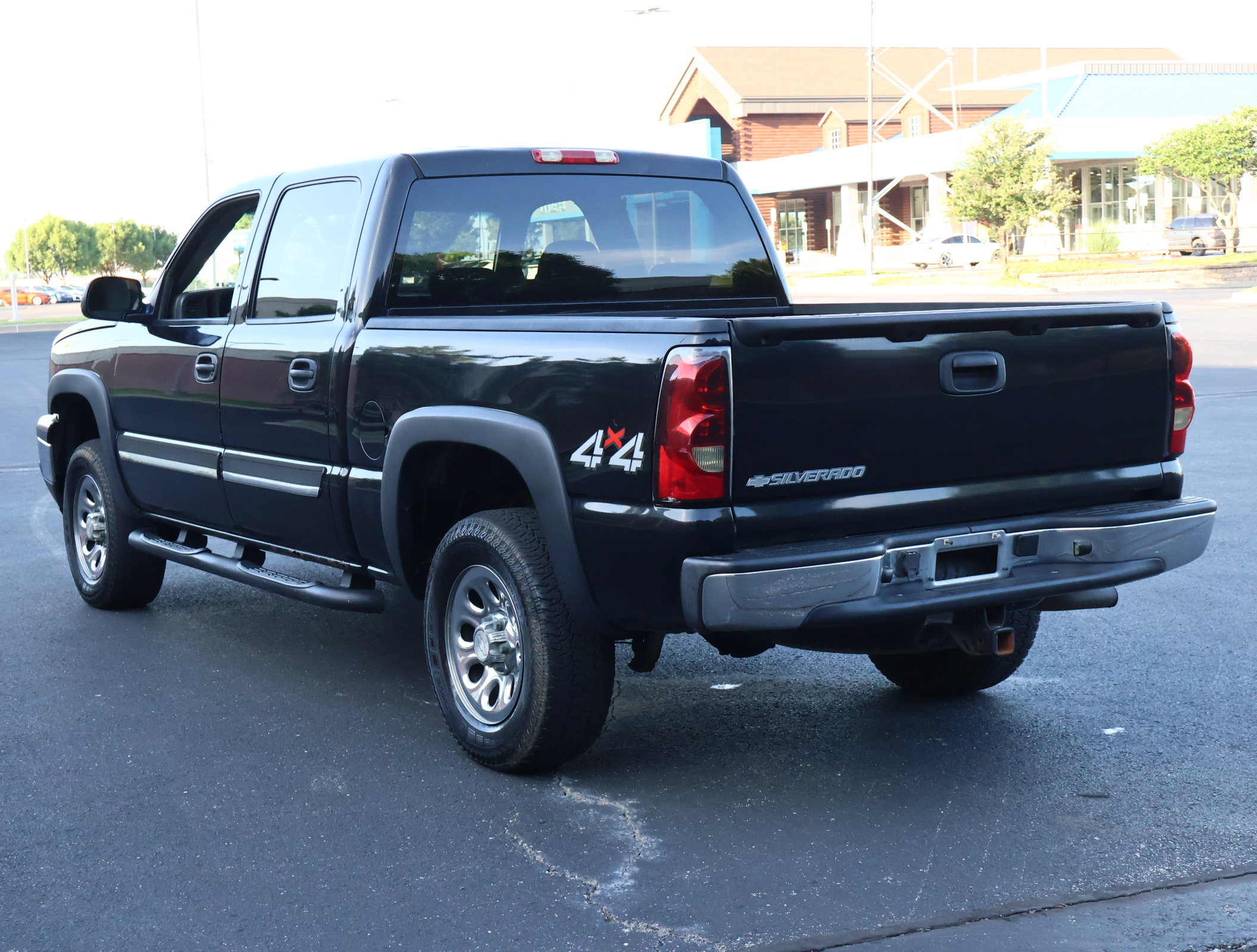 Used 2007 Chevrolet Silverado 1500 LS w/ Skid Plate Package AWD/4WD image 5