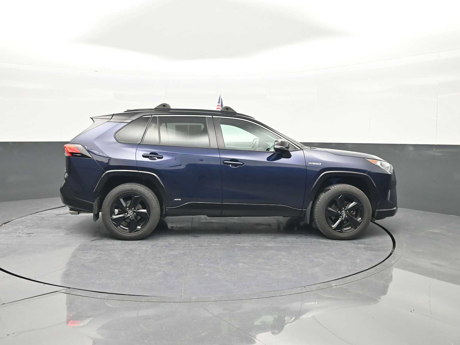 Used 2020 Toyota RAV4 XSE image 9