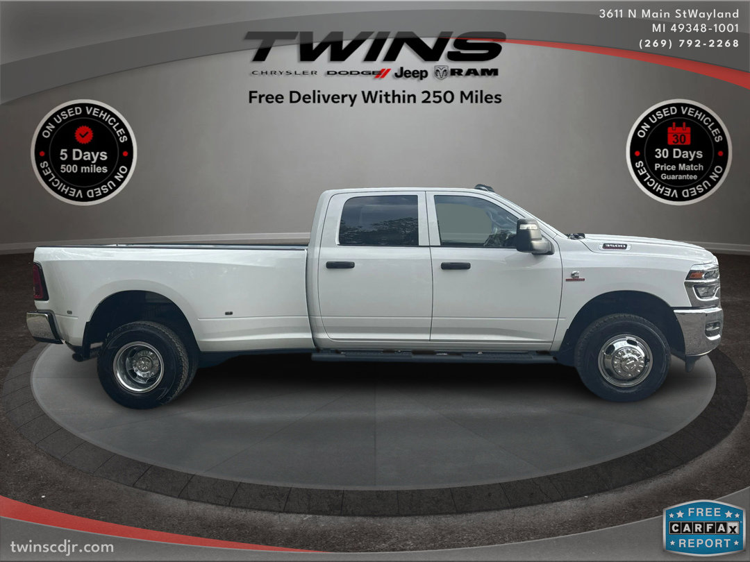 New 2026 RAM 3500 Tradesman image 2