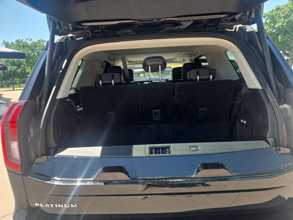 Used 2025 Ford Expedition Platinum AWD/4WD image 29