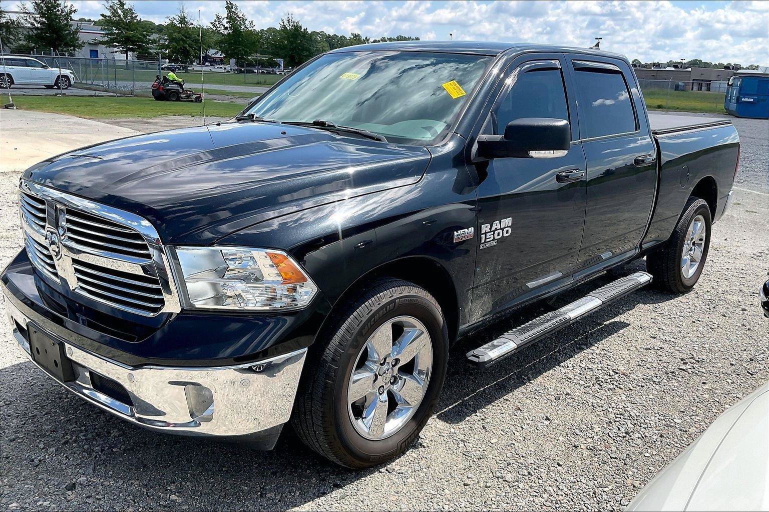 Used 2019 RAM 1500 Big Horn AWD/4WD image 2