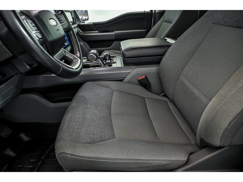 Used 2024 Ford F150 Lightning Flash AWD/4WD image 13