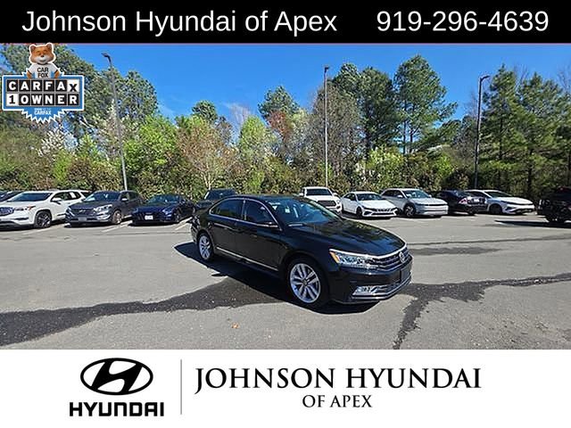 Used 2016 Volkswagen Passat 1.8T SEL Premium image 20