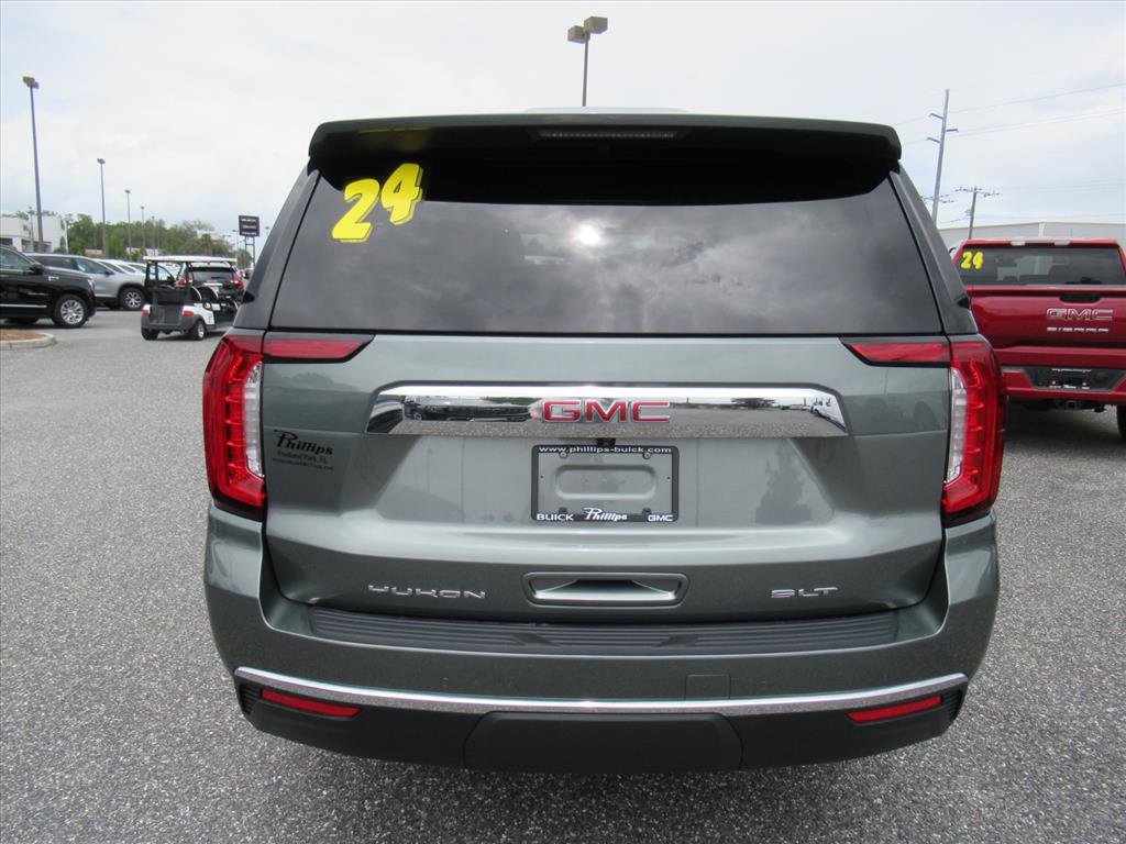Used 2024 GMC Yukon XL SLT w/ SLT Premium Package image 6