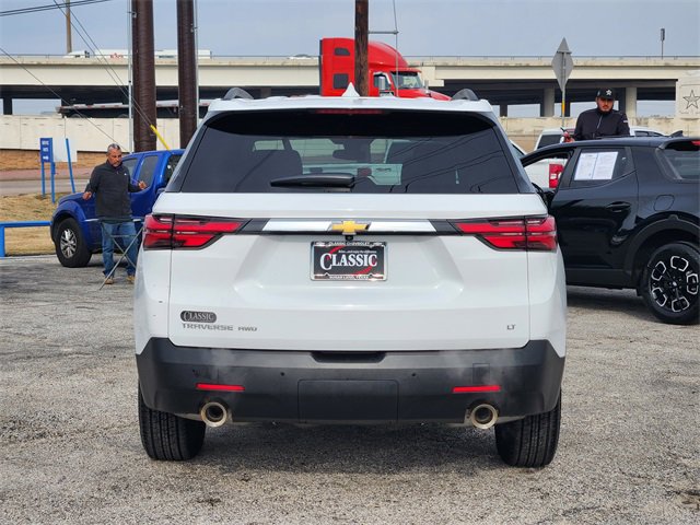 Used 2023 Chevrolet Traverse LT image 6