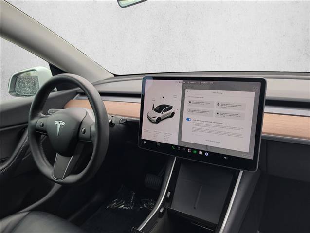 Used 2021 Tesla Model Y Long Range AWD/4WD image 28