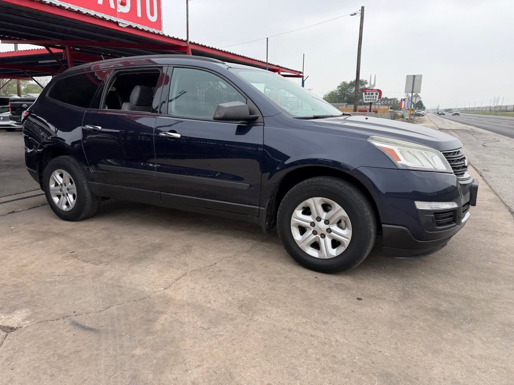 Used 2015 Chevrolet Traverse LS FWD image 12