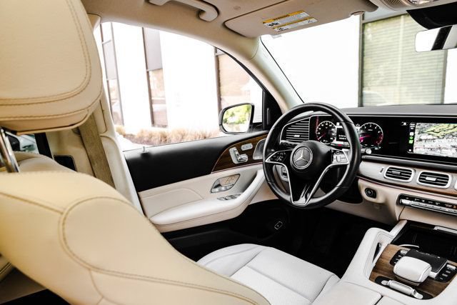 Used 2024 Mercedes-Benz GLS 450 4MATIC image 22