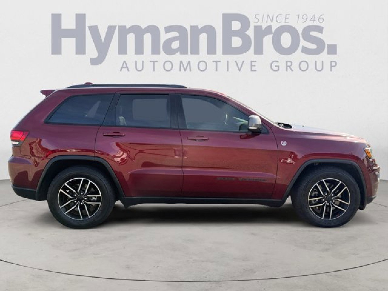 Used 2021 Jeep Grand Cherokee Trailhawk w/ Trailhawk Luxury Group image 2
