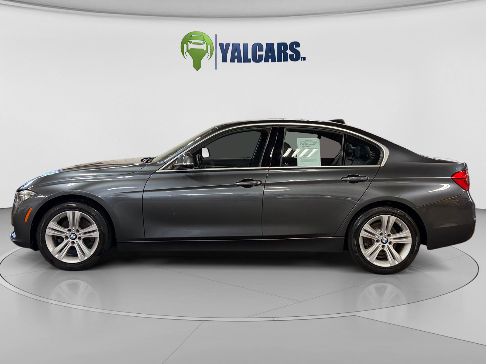 Used 2017 BMW 330i Sedan RWD image 2