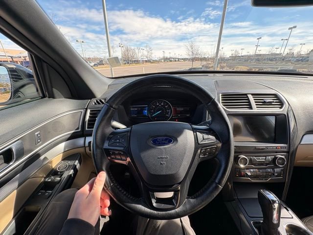 Used 2017 Ford Explorer XLT w/ Equipment Group 202A image 14