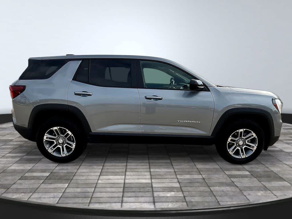 Used 2025 GMC Terrain Elevation AWD/4WD image 8