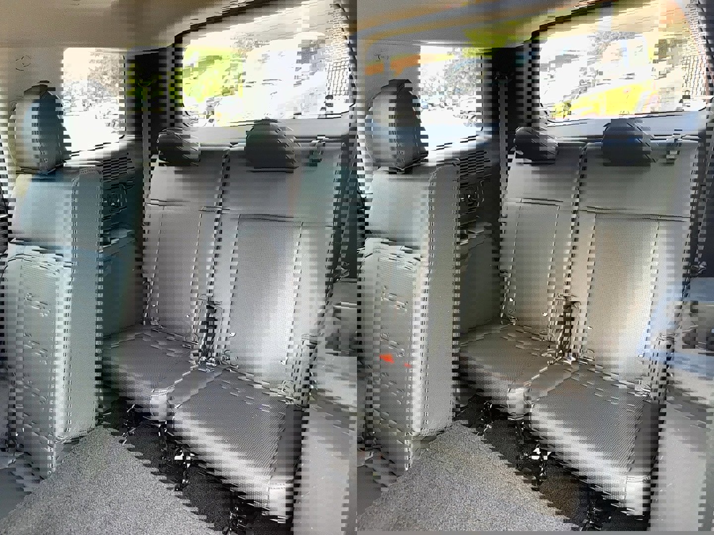 Used 2025 Hyundai Santa Fe Limited image 16