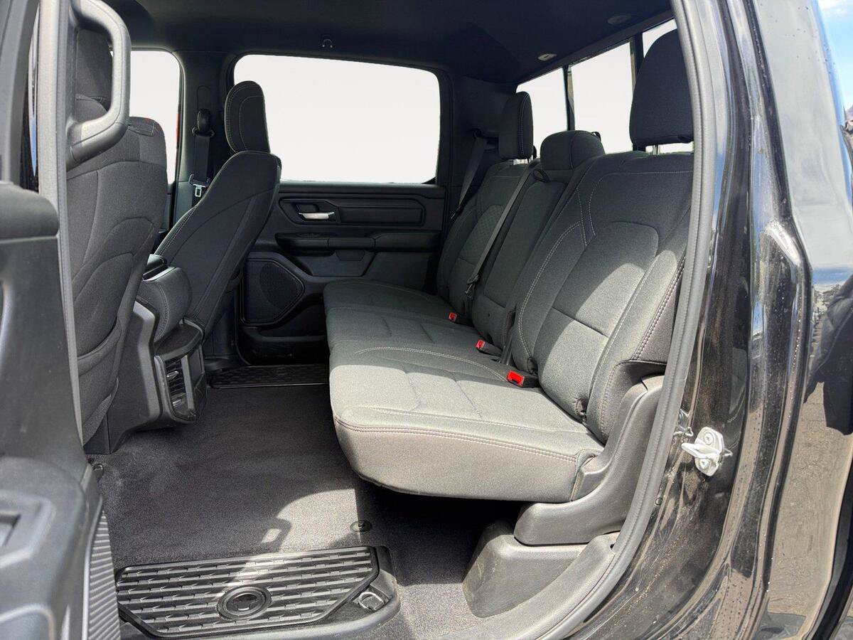 Used 2025 RAM 1500 Tradesman AWD/4WD image 13