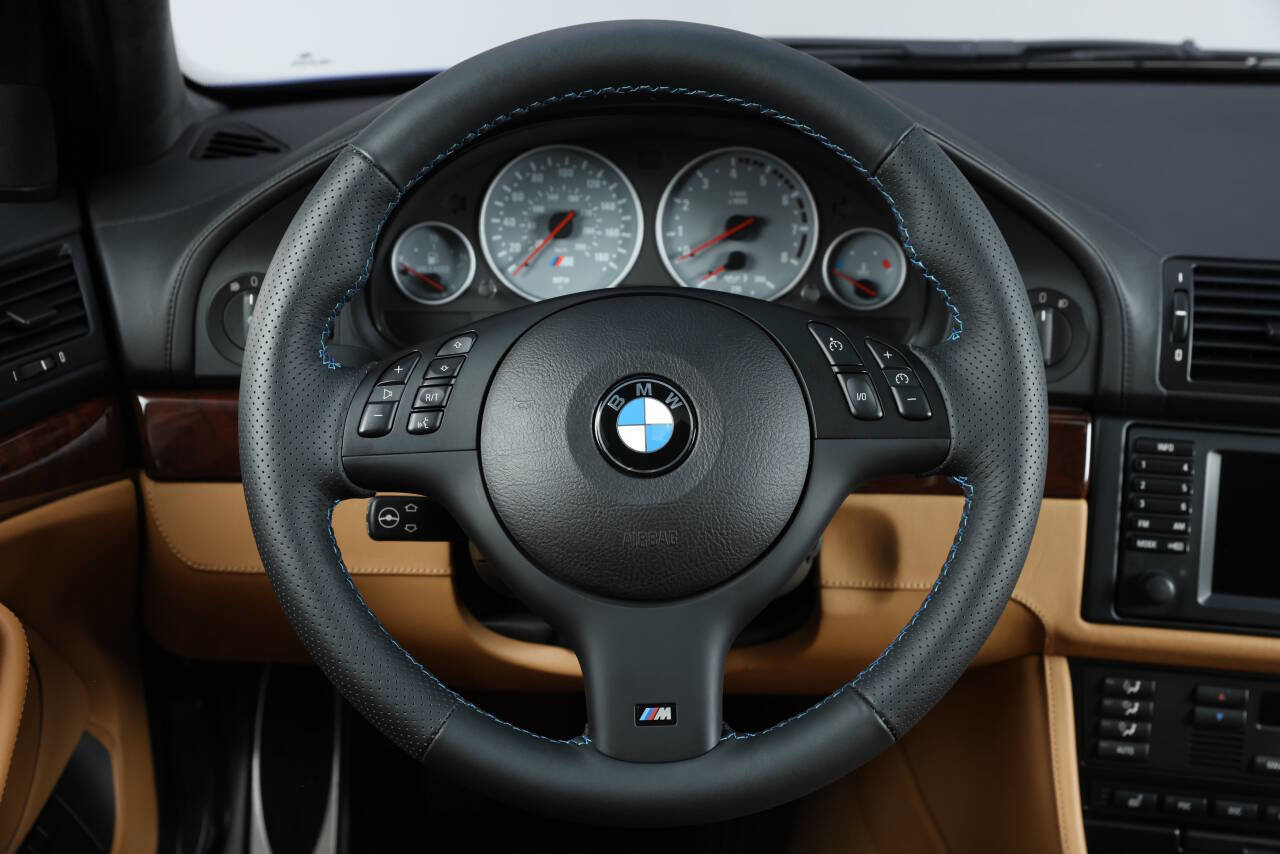 Used 2002 BMW M5 image 70