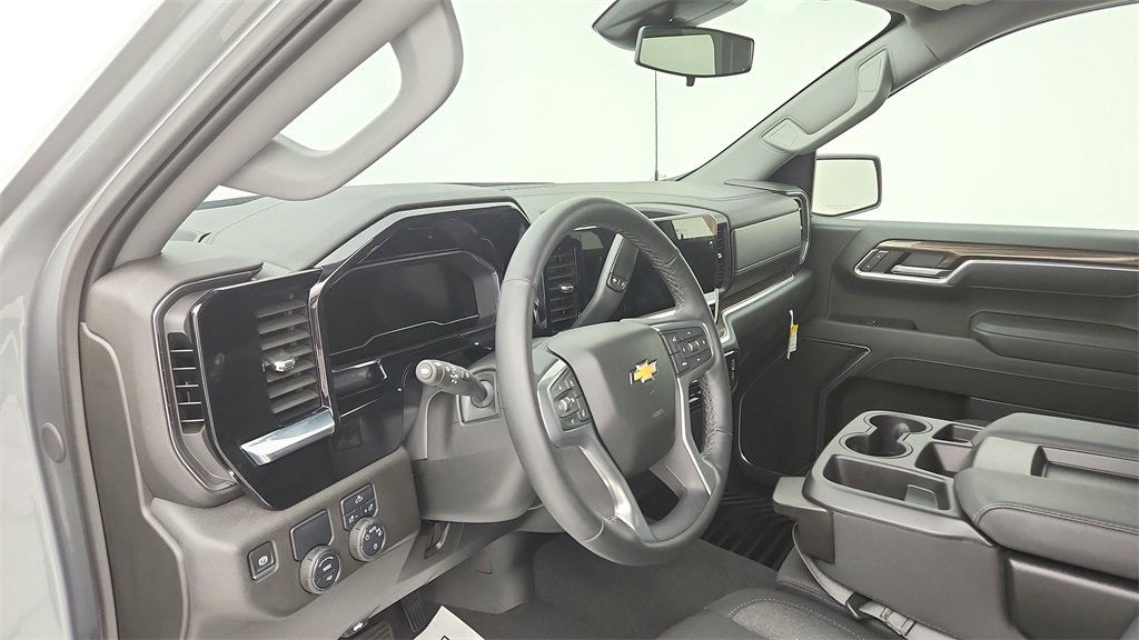 Certified 2025 Chevrolet Silverado 1500 LT image 16
