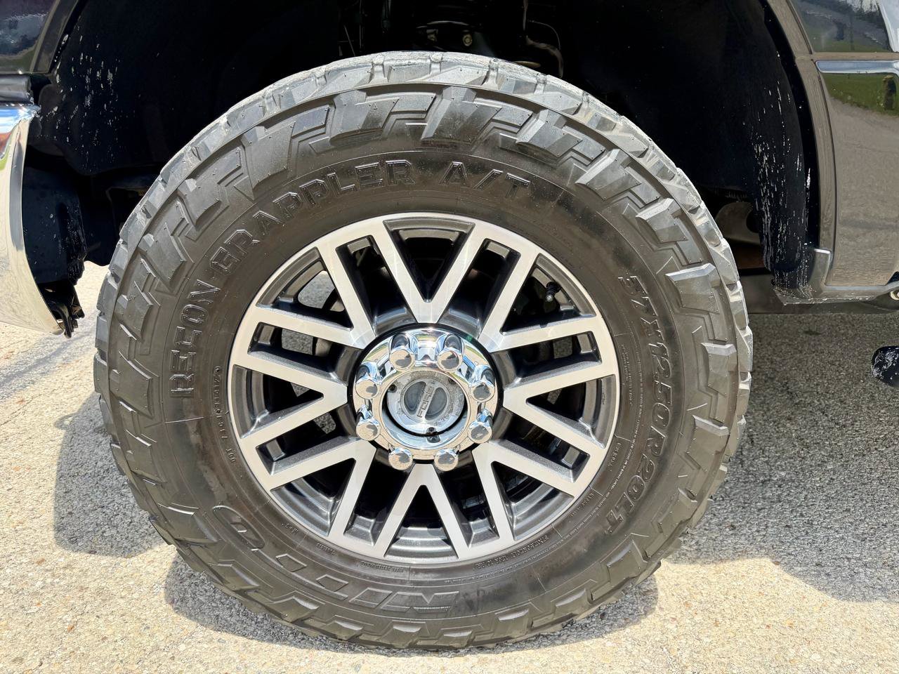 Used 2019 Ford F250 XLT w/ XLT Value Package AWD/4WD image 12